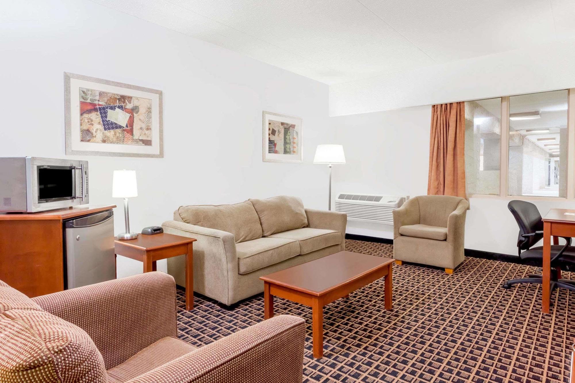 فندق Ramada By Wyndham يوركتن المظهر الخارجي الصورة