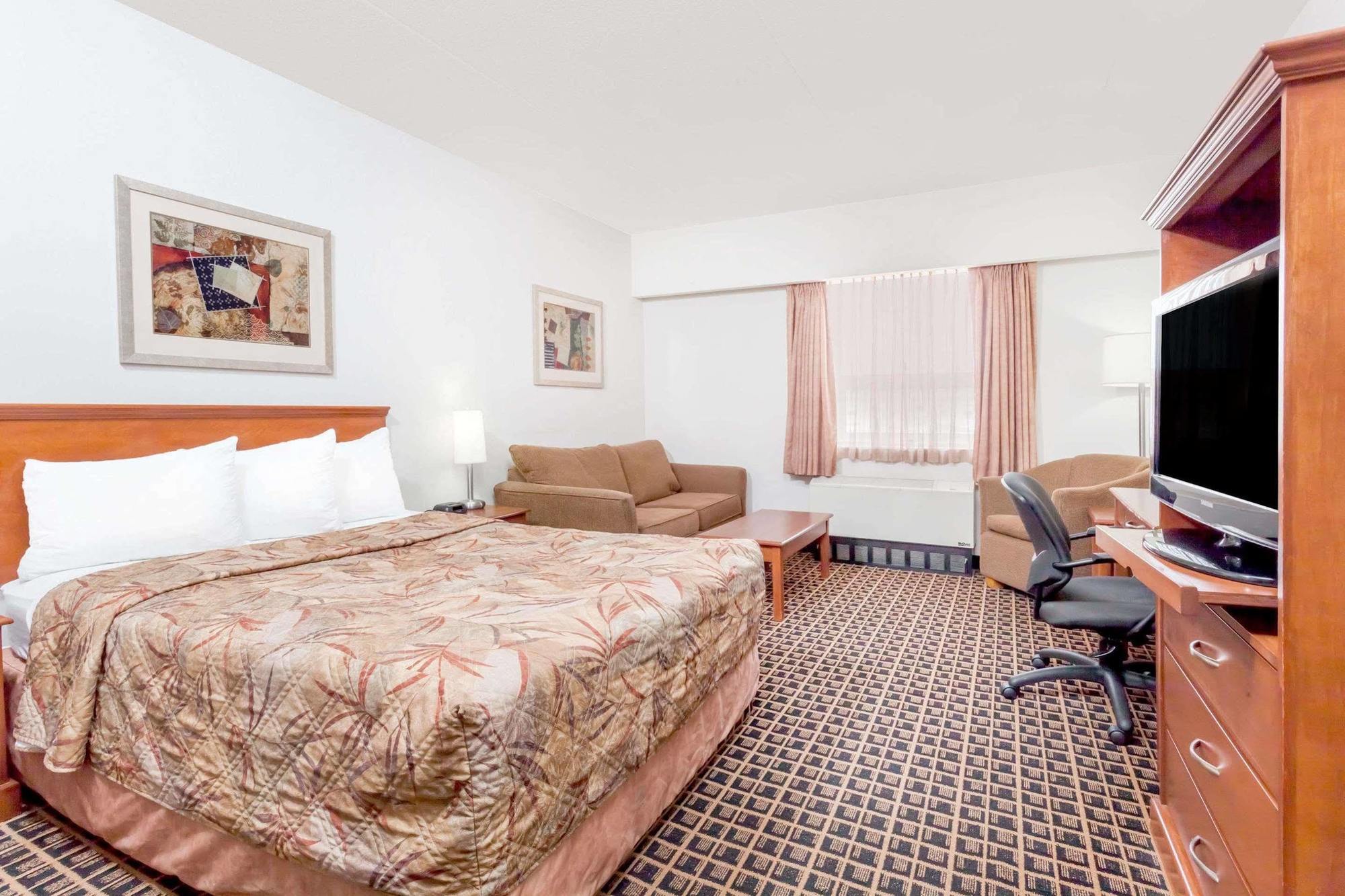 فندق Ramada By Wyndham يوركتن المظهر الخارجي الصورة