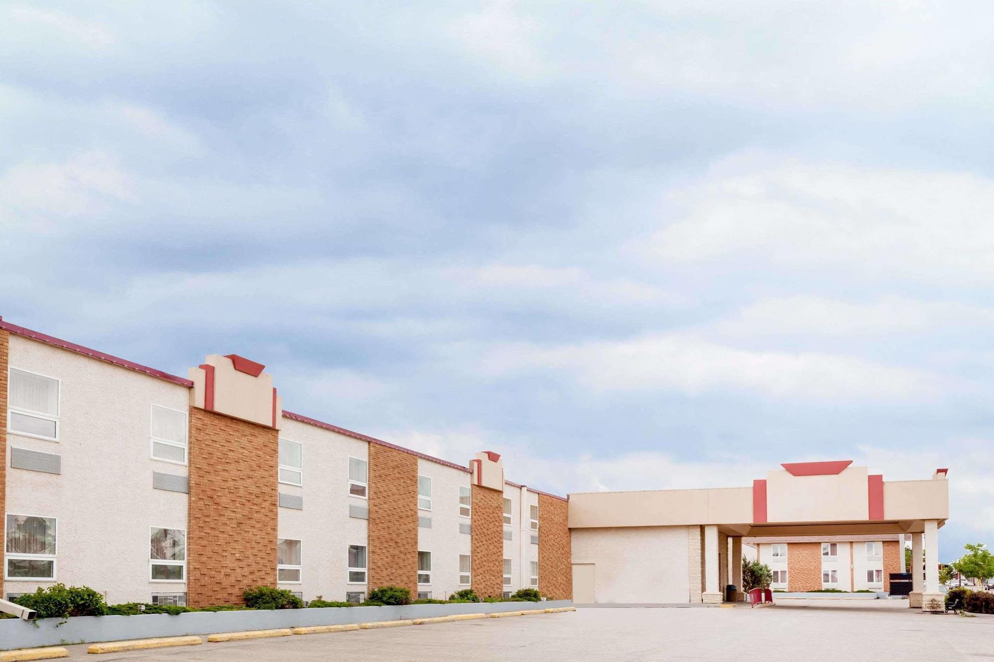 فندق Ramada By Wyndham يوركتن المظهر الخارجي الصورة